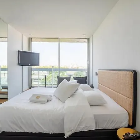 2br élégant Avec Vue Sur La Tour Eiffel Apartment *