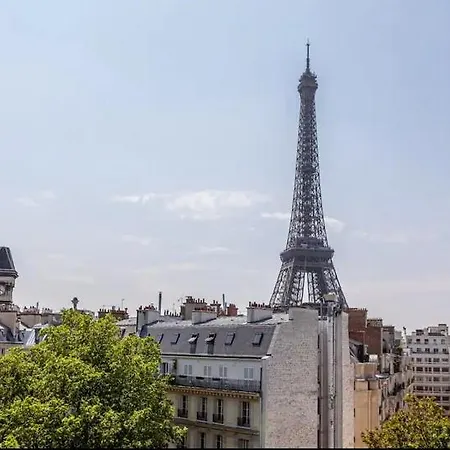 Apartment 2br élégant Avec Vue Sur La Tour Eiffel Paris